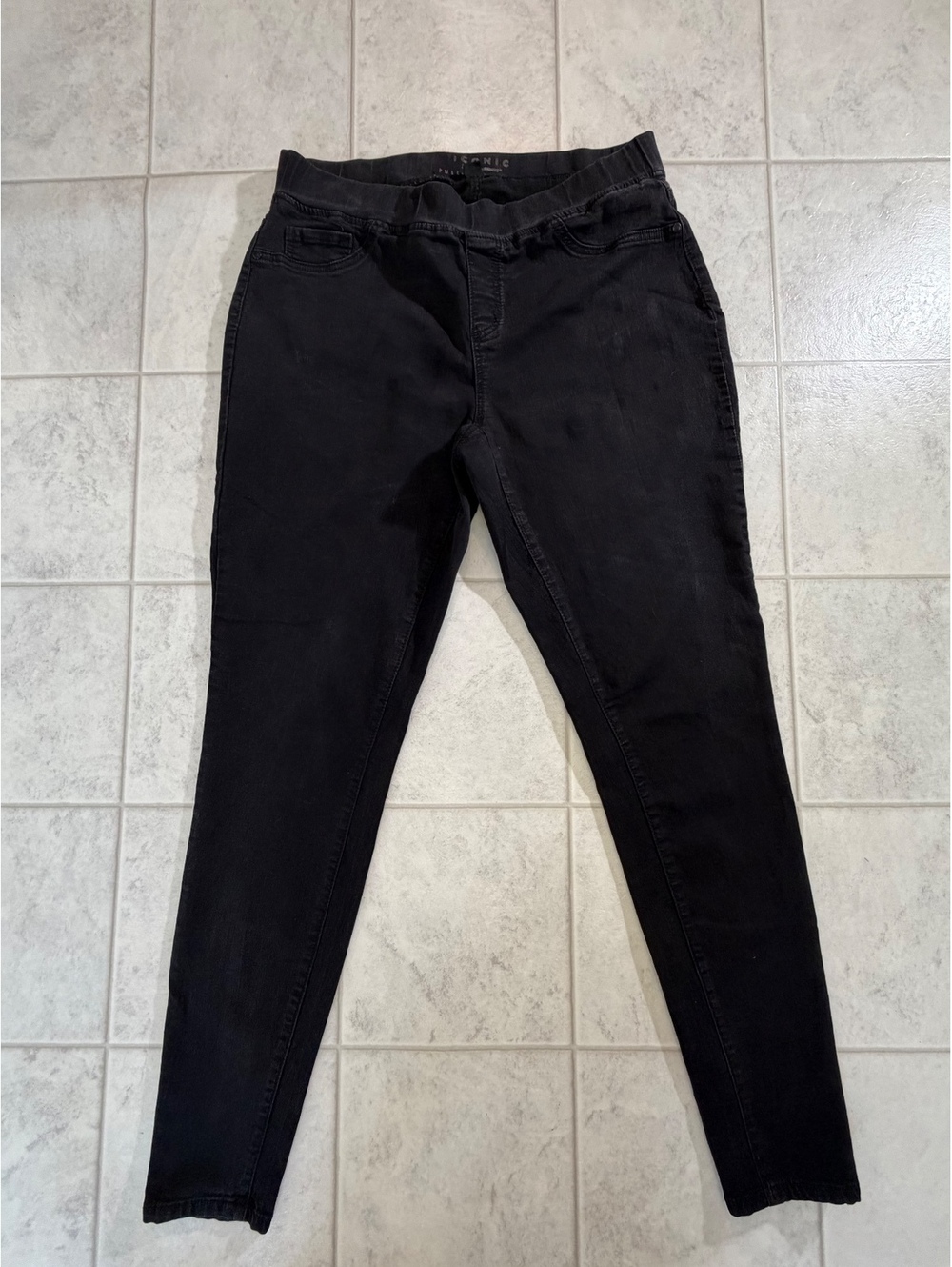 Iconic Black Skinny jeggings size  14 Regular